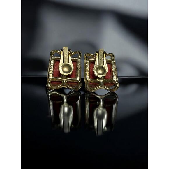 Vintage 50s PAM Pink Lucite Gold Crescent Moon Lucite Clip On Earrings Rectangle - Picture 5 of 6